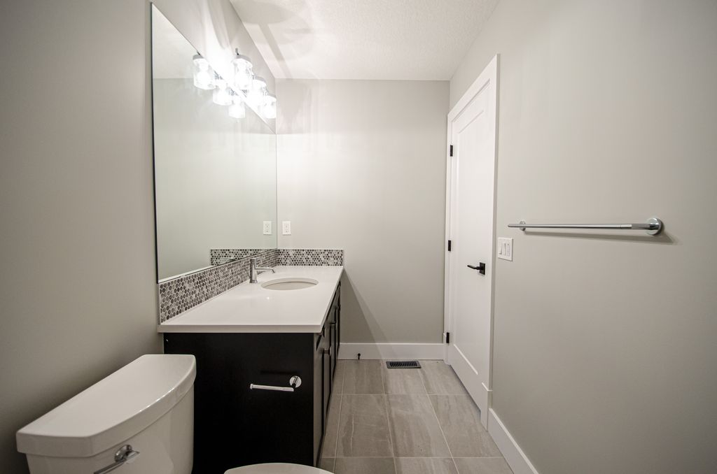 Bathroom renovations in Discovery Ridge
